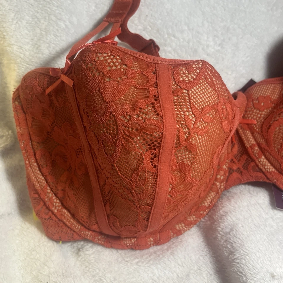 Sujetador Adore Me Dusana copa vieira push up balconette naranja quemado encaje lazo 32DD Foto 2 de 4