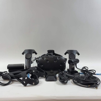 HTC Vive Pro PC VR Headset 99HANW015-00