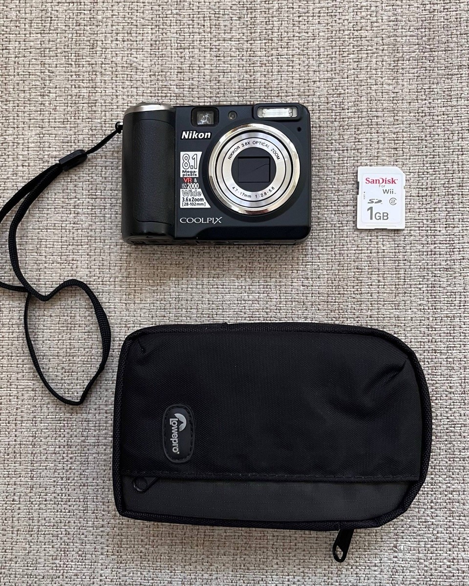 Nikon Coolpix P50 8.1MP 3.6x Zoom Digital Camera + 1GB SD + Case