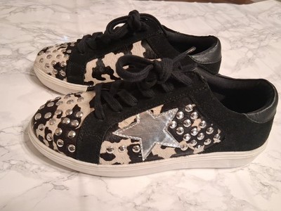Myra Women's Puff Sneaker Cowhide Leather Shoes Size 7 Star Side Studded Silver