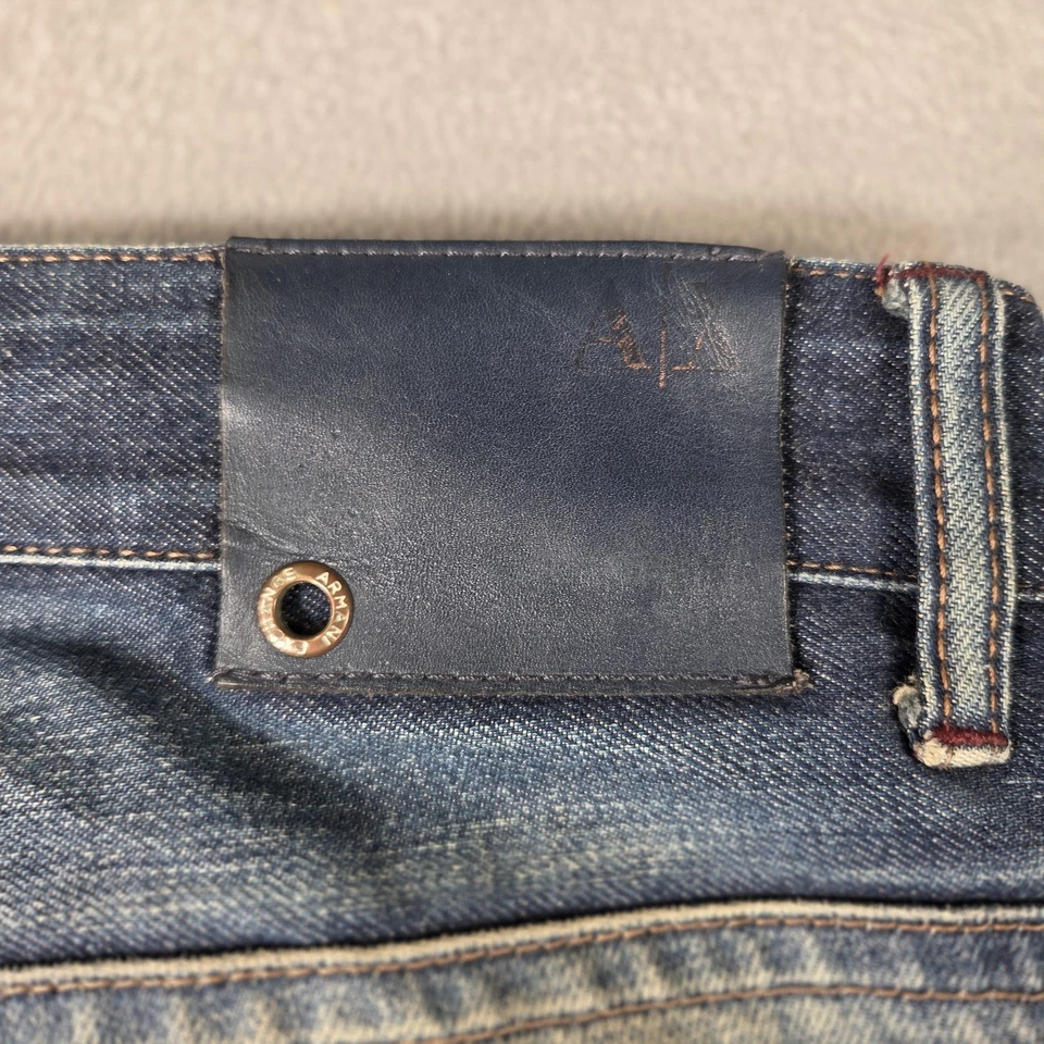 Pantalones de mezclilla Armani Exchange para hombre 31x34 ribete bigotes panal trillado Foto 4 de 4