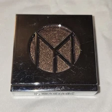 IL MAKIAGE Color Boss Multi-Dimensional Eye Color Eyeshadow in #959 NEWS FLASH