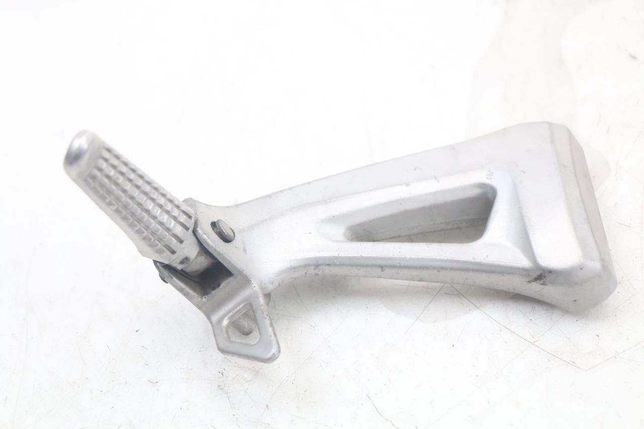LEFT REAR FOOTREST MOUNT - SUZUKI SV N 650 (1999 - 2002)