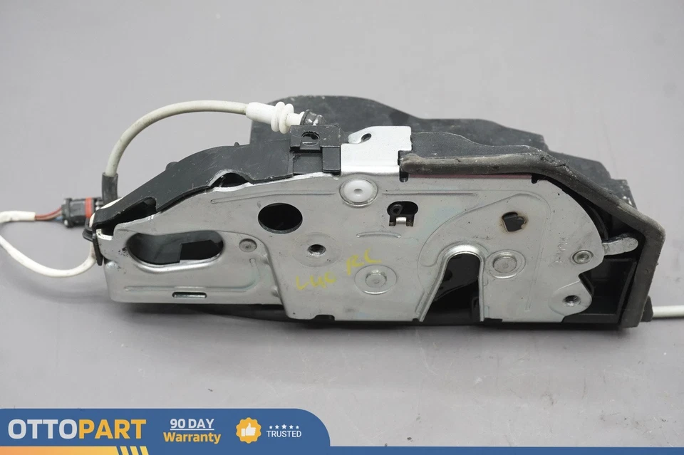 Módulo atuador de trava de porta lateral esquerda traseira BMW 550I 2010-2015 FABRICANTE DE EQUIPAMENTO ORIGINAL 7185687 - Imagem 3 de 4