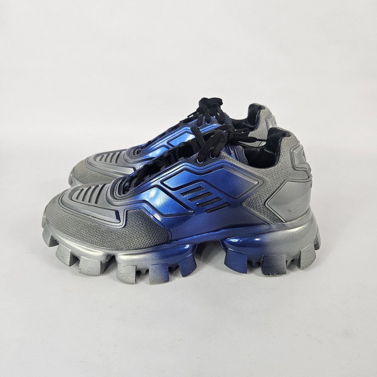Prada Cloudbust Thunder Sneakers Silver Blue Men's Size 7 2EG293