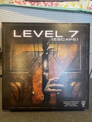 Privateer Press Boardgame Level 7 - PLUS EXPANSION MINT