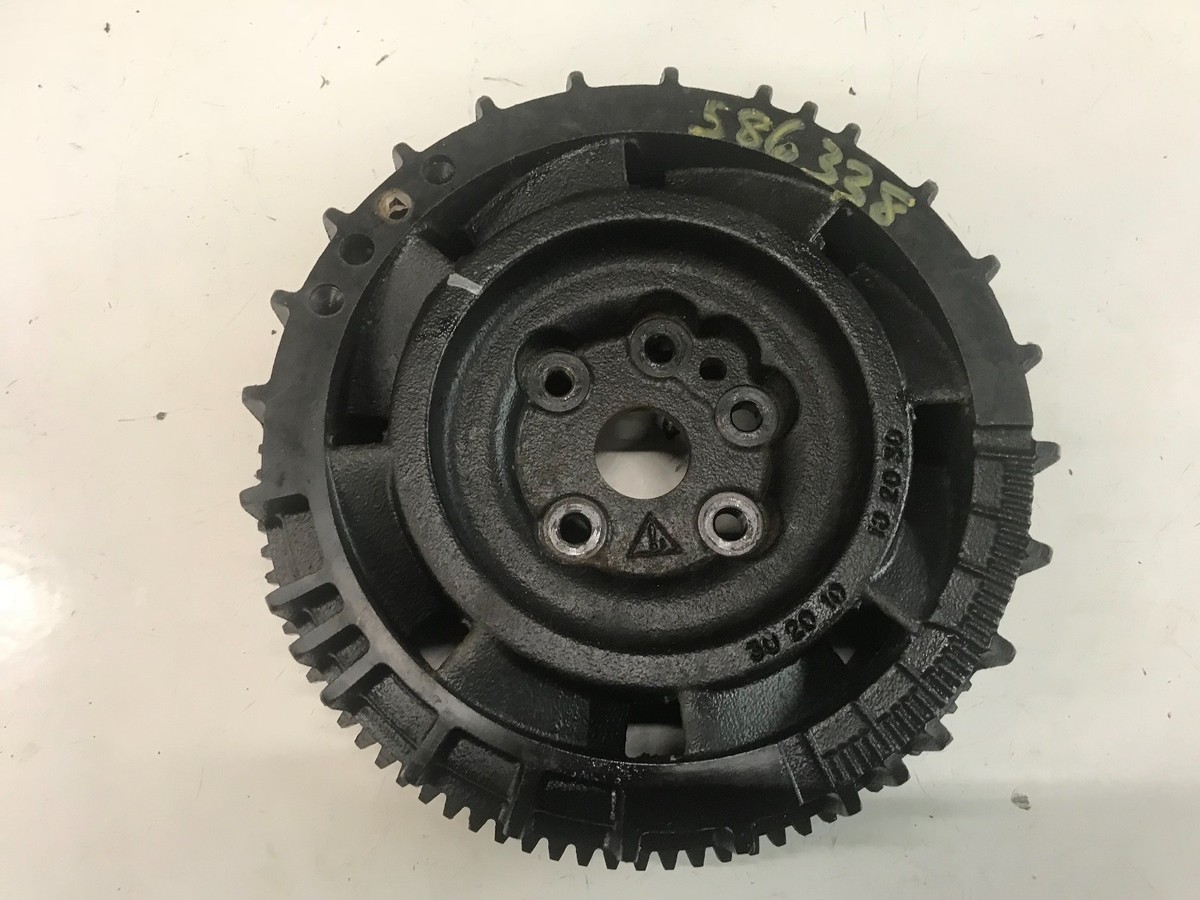 Evinrude Ficht Flywheel 586338 fits 115hp - 175hp 60 degree EFT