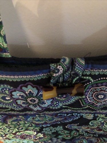 Vera Bradley Vera Tote Bag in Blue Rhapsody Retired - Picture 3 of 8