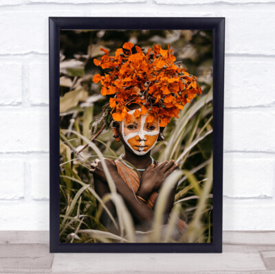 Suri Junge Blumen Afrika Äthiopien Ureinwohner Ethno Kind Wandkunstdruck