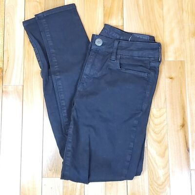 American Eagle Black Distressed Jegging Pants Size 8