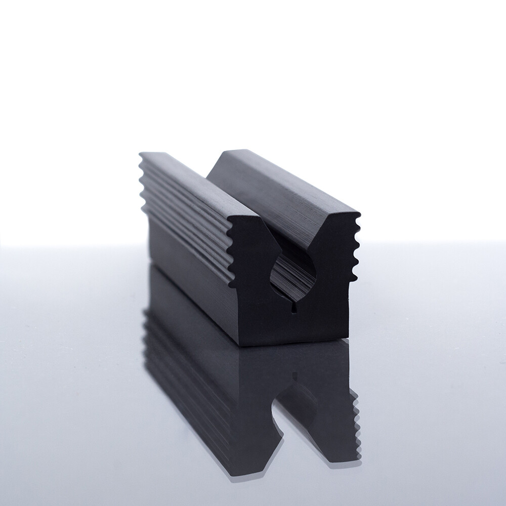 One (1) Rubber Vise Shaft Clamp-Gripping/Regripping/Reshafting Golf Clubs/Grips