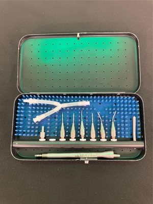 Alcon UltraFlow I/A Handpiece with tips and case