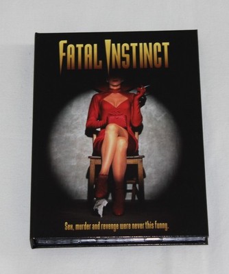 Mediabook Blu-ray + DVD: Fatal Instinct - Allein unter Idioten + Sammelkarte