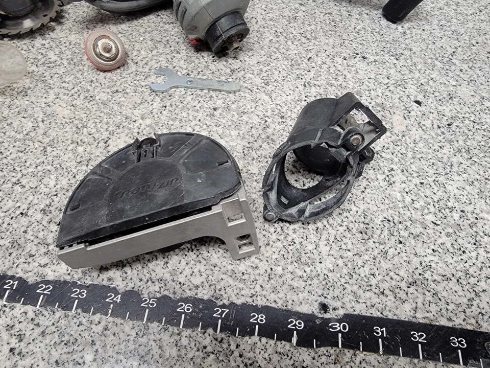 Bosch RotoZip RZ20 Saw Rotary Tool w/ Attachments, Parts And Bag - Image 3 of 4