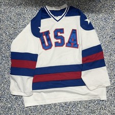 1980  s Vintage usa hockey jersey size large but seems bigger for pads
