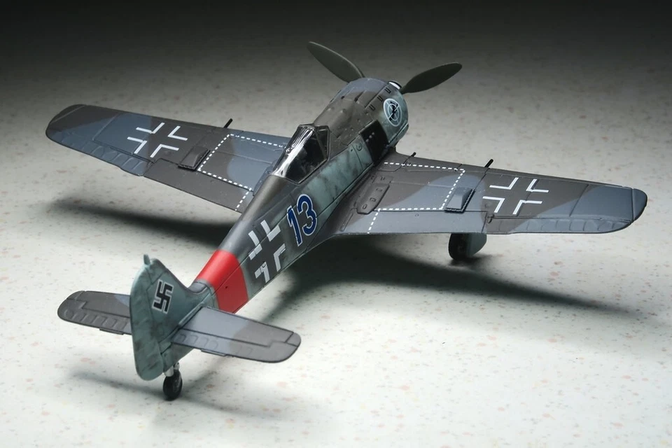 Fw190A Bleu 13 Jg 300 Walther Dahl Jutebog 1944 - Corgi Aa34314 1/72 - Photo 4/4