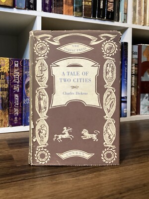 希少　A Tale of Two Cities - Dickens A Tale of Two Cities by Charles Dickens: 9780141325545