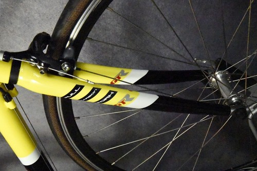 GT SERIES 3 du monde race ROAD BIKE SIZE LARGE, 54 CM, 18 SPEED CARBON FORK - Picture 9 of 14