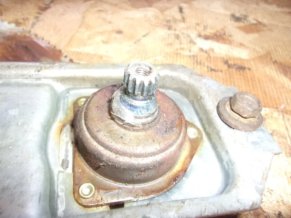 1968 至 72 Mopar A 车身躲避飞镖窗调节器 — 第 2/4 张图片