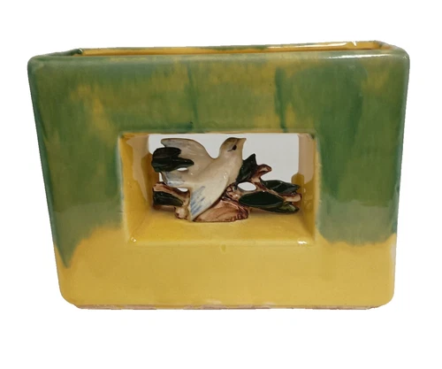 VTG 1950s McCoy USA Yellow Green Double Bird Vase Arcature Shadow Box Design MCM