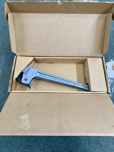 Ridgid 0207249 18" OAL 2-1/2" Aluminum Spring Loaded Jaw Pipe Wrench NOS