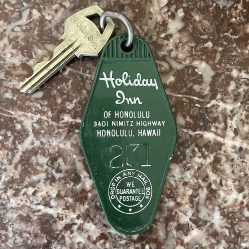 Holiday Inn Hotel Motel Room Key Fob & Key HONOLULU, HAWAII #231