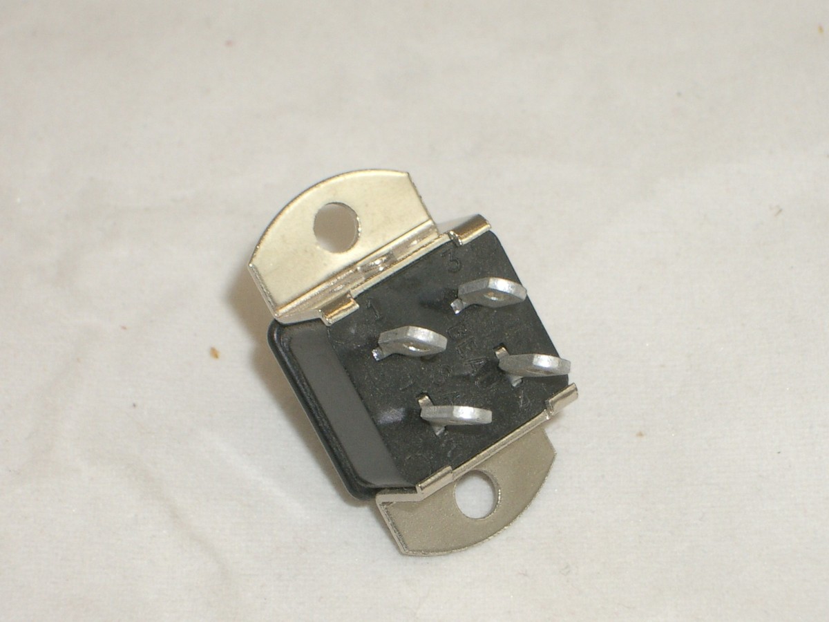 3 Pin Power Plug Cinch Jones Molex P-304-AB 38330-0104 Panel Mount Power Plug &ndash; 4 Pin, Solder Termination, New Old Stock 3 Prong Plug Adapter