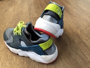 nike air huarache size 5