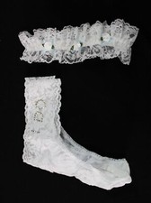 Hanky Panky Women's I Do Original Rise Thong and Garter Box Set ZG3 White O/S