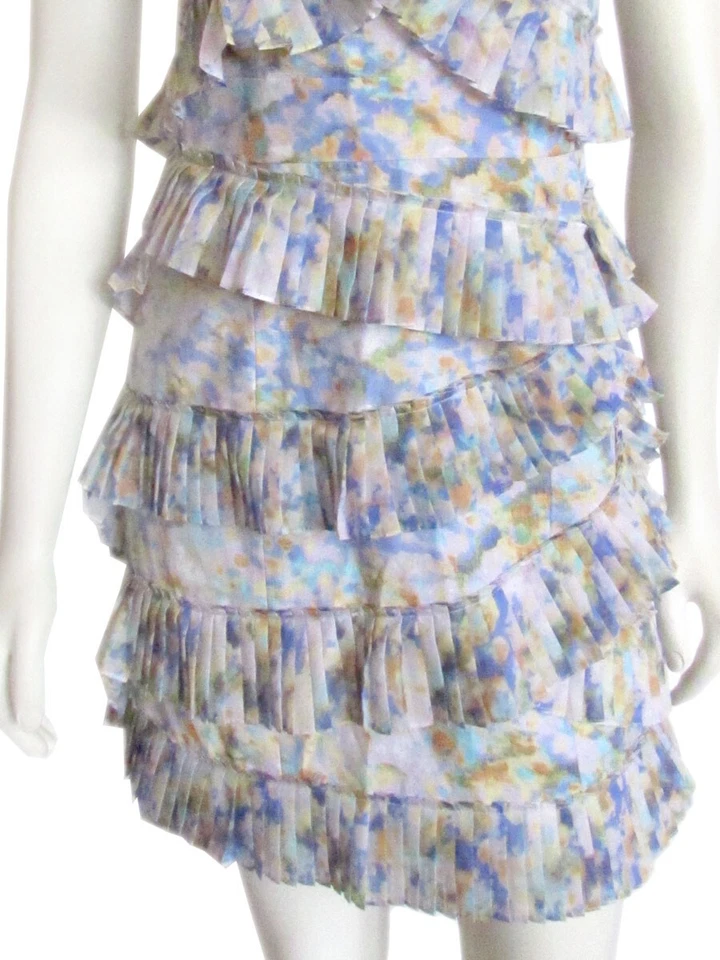 *¡BONITO!* Vestido de cóctel Cynthia Steffe de seda/algodón sin tirantes floral con volantes talla 4 Foto 4 de 4