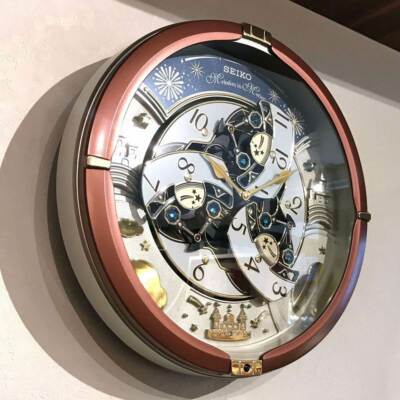 インテリア時計 SEIKO RE601B Triple Selection SEIKO RE601B Wall Hanging Analog Clock 52 Melody Songs 30th