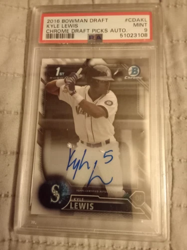 2016 Bowman Chrome Draft Kyle Lewis AUTOGRAPH #CDAKL Graded PSA 9 Mint