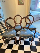 Elegant Set of Four Vintage