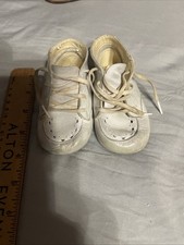 Vintage Leather Baby Infant Shoes 3.5  White Lace Up Soft 1950s