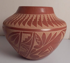 Beautiful Signed Ida Yepa Polychrome Redware Pot Jemez Pueblo