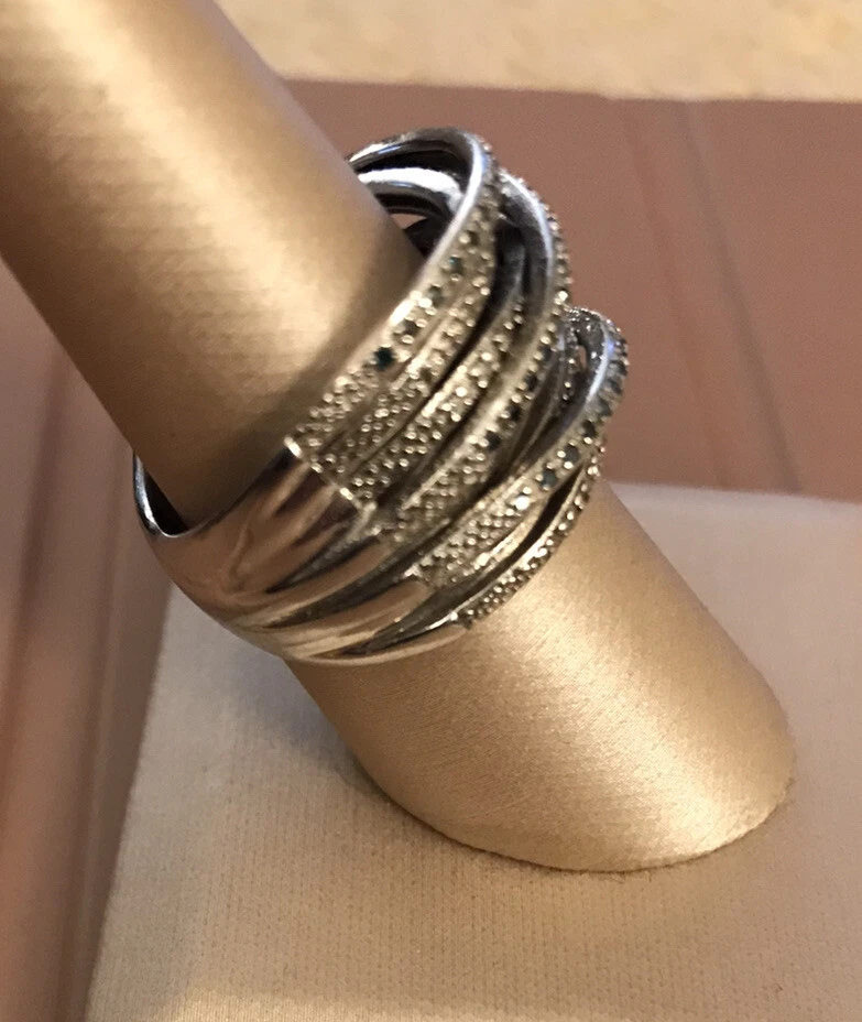 Anillo con banda cruzada de diamantes azules y blancos de plata de ley - talla 7 - 12,5 g Foto 4 de 4