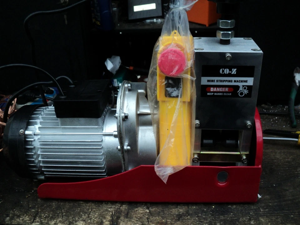 scrap copper cable stripping wire stripper machine - Image 2 of 4