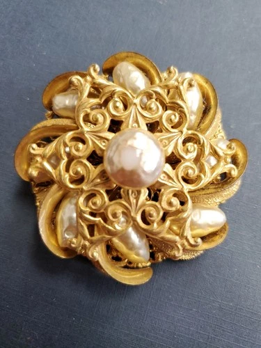 Signed Miriam Haskell Gold TONE Faux Pearl Brooch Pin Vintage