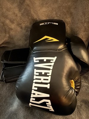 Everlast Elite Boxing Gloves With Evershield 14oz Medium Mui Tai - Excellent