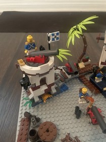 LEGO Pirates 2015 4 Sets + Manuals *MISSING PARTS* *NO BOX* READ DESCRIPTION