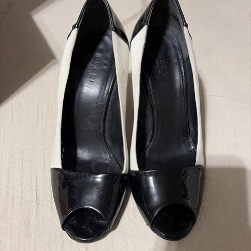 Gucci Open Toe Sz 7