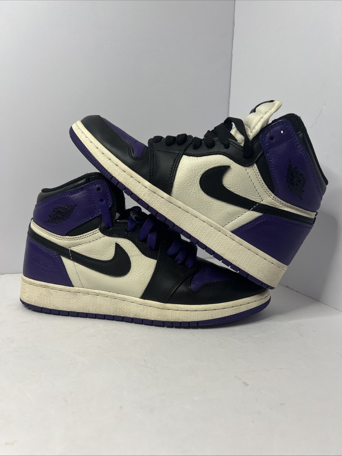 Size 6.5y - Jordan 1 Court Purple