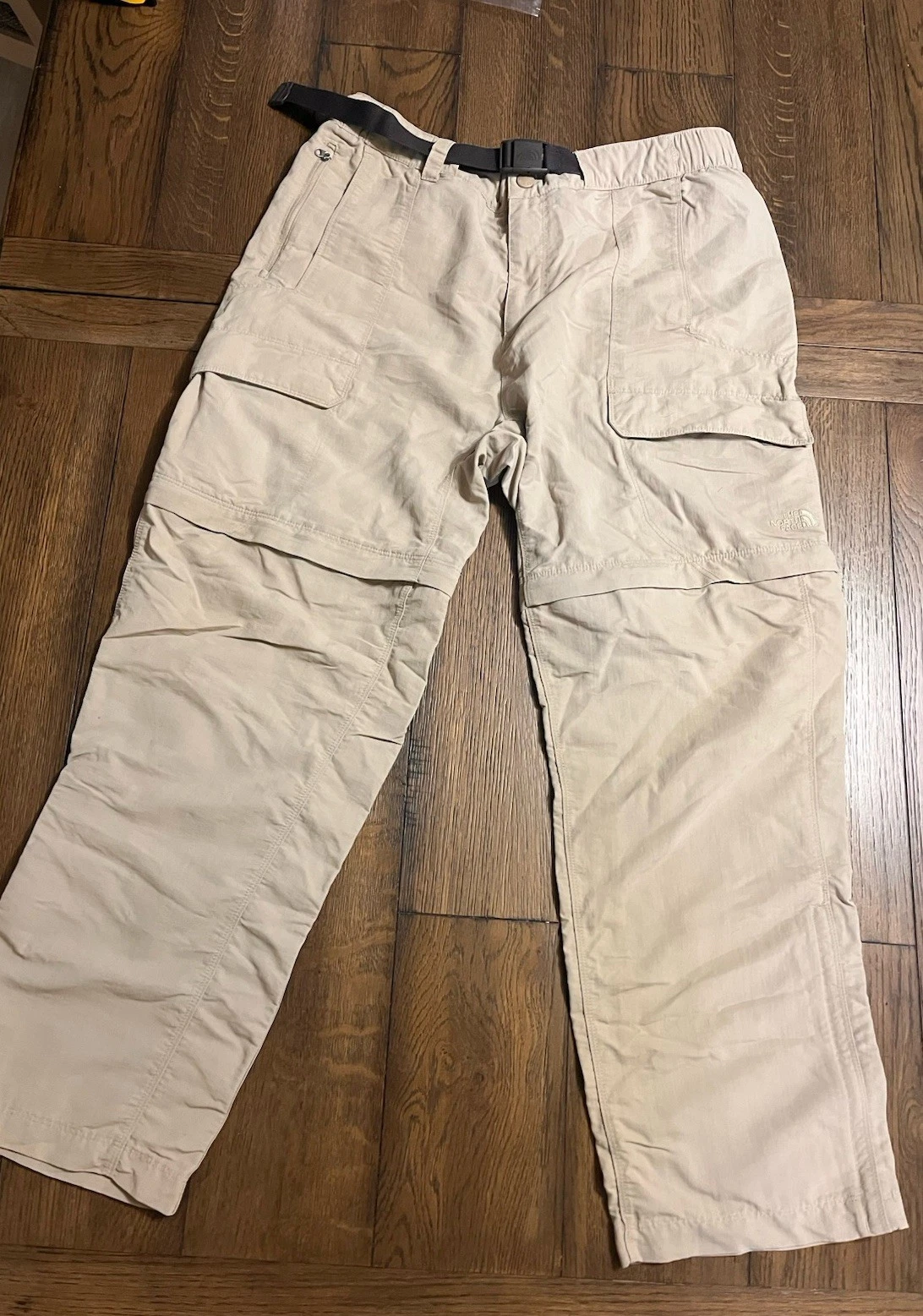 The North Face Men's Khaki Beige L Hiking Cargo Pants Shorts Convertible Outdoor