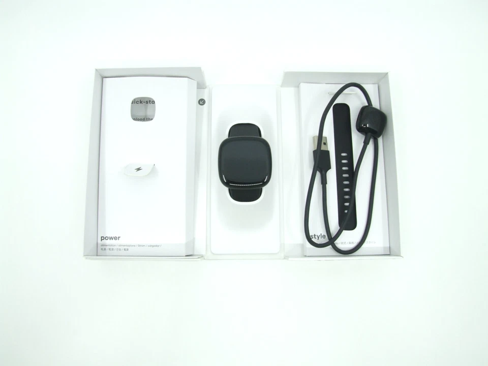 Fitbit Versa 3 Health & Fitness Smartwatch with GPS - Image 3 of 4