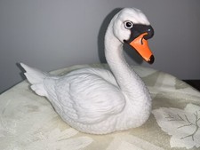 BOEHM Porcelain Swan Figurine #40111 Made in USA Edward Marshall Boehm VINTAGE