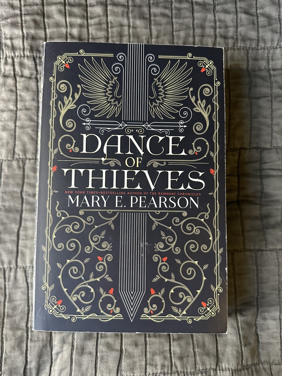Dance of Thieves Ser.: Dance of Thieves by Mary E. Pearson (2019, Trade ...