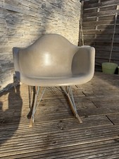 RAR herman miller hide grey charles ray eames 60s design us vitra Knoll Prouvé