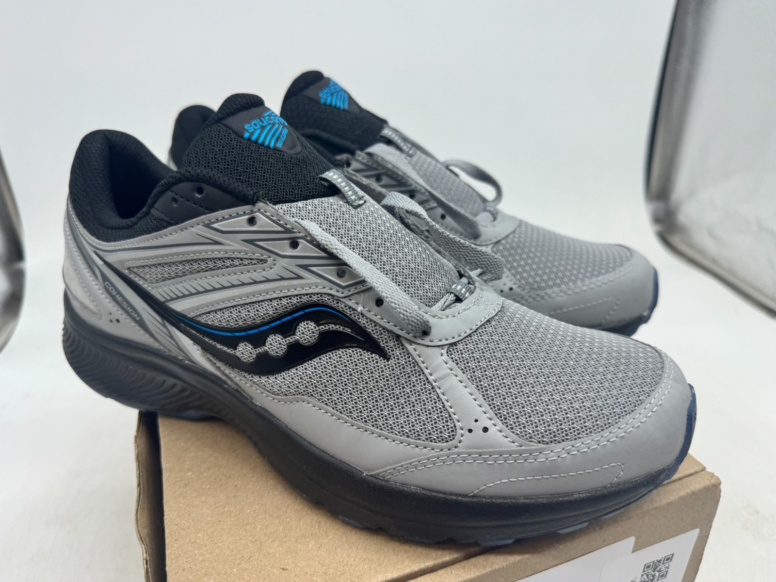Men's Alloy Gray Lace Up Low Top Athletic - 11