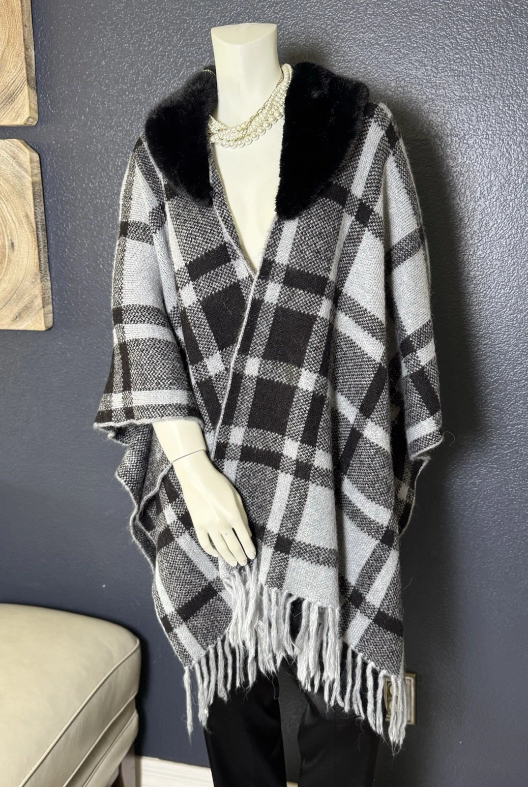 Soft Surroundings Wool Alpaca Poncho Cardigan Sweater Plaid Fringed Woman OS