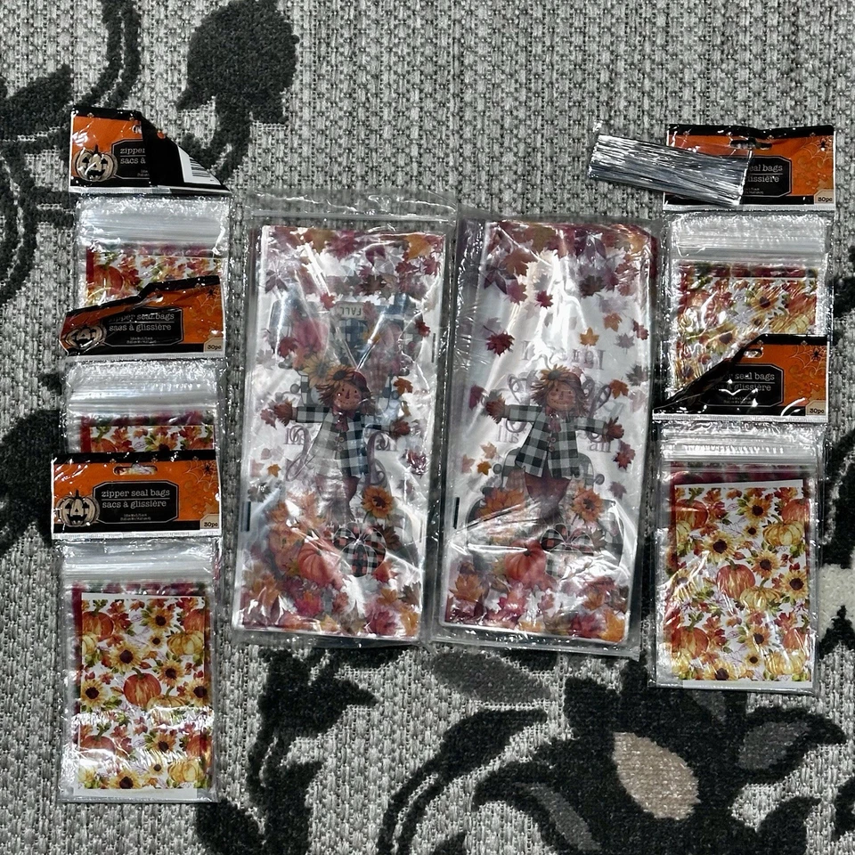 Lot of 450 Festive Autumn Harvest Halloween Trunk or Treat Bags 🎃 (2 Sizes) NEW - Image 2 of 4